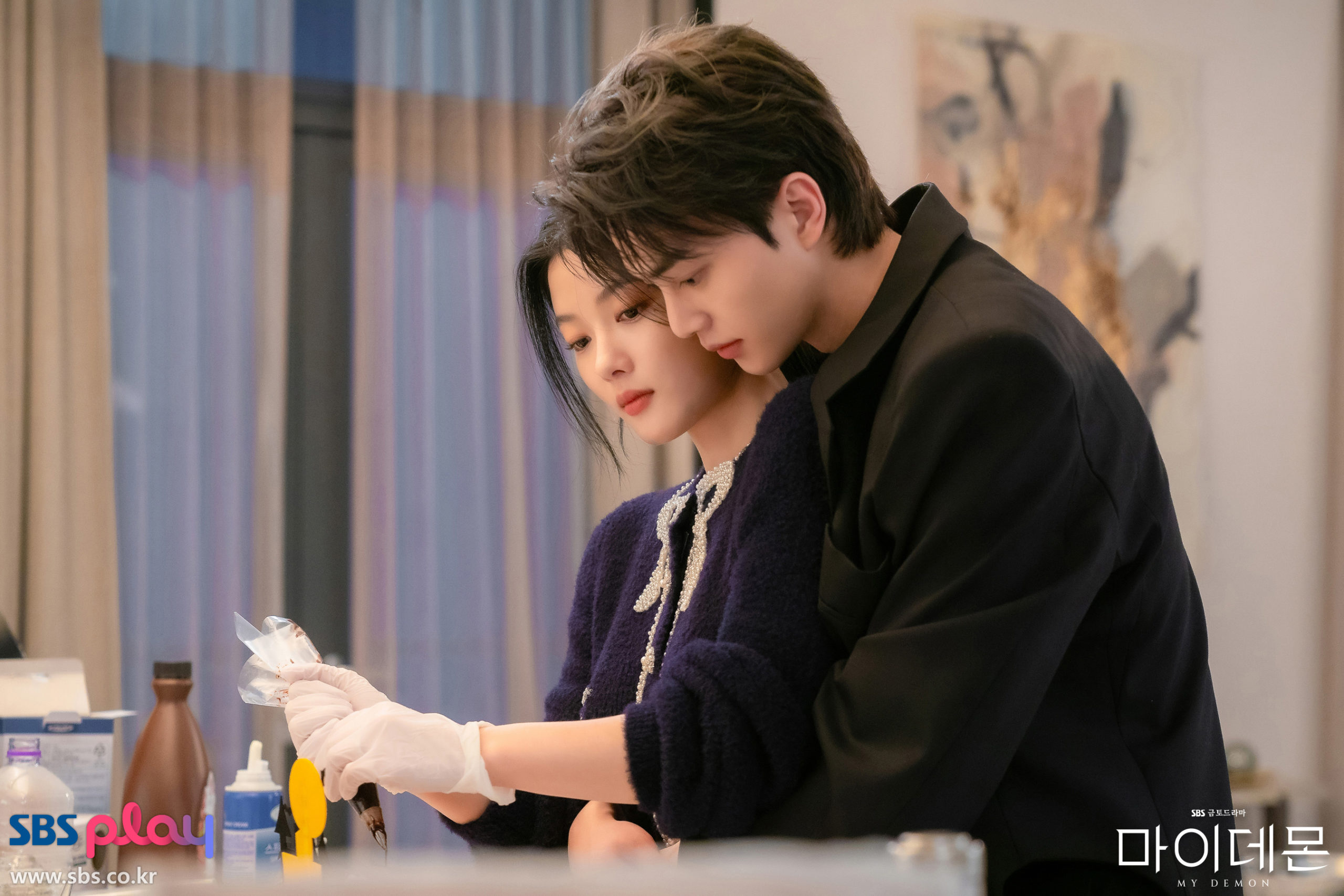 近期 Netflix 韓劇「全球積分」TOP.5！《魅惑之人》極致拉扯讓人超入戲！《低谷醫生》療癒金句頻出先熱議！