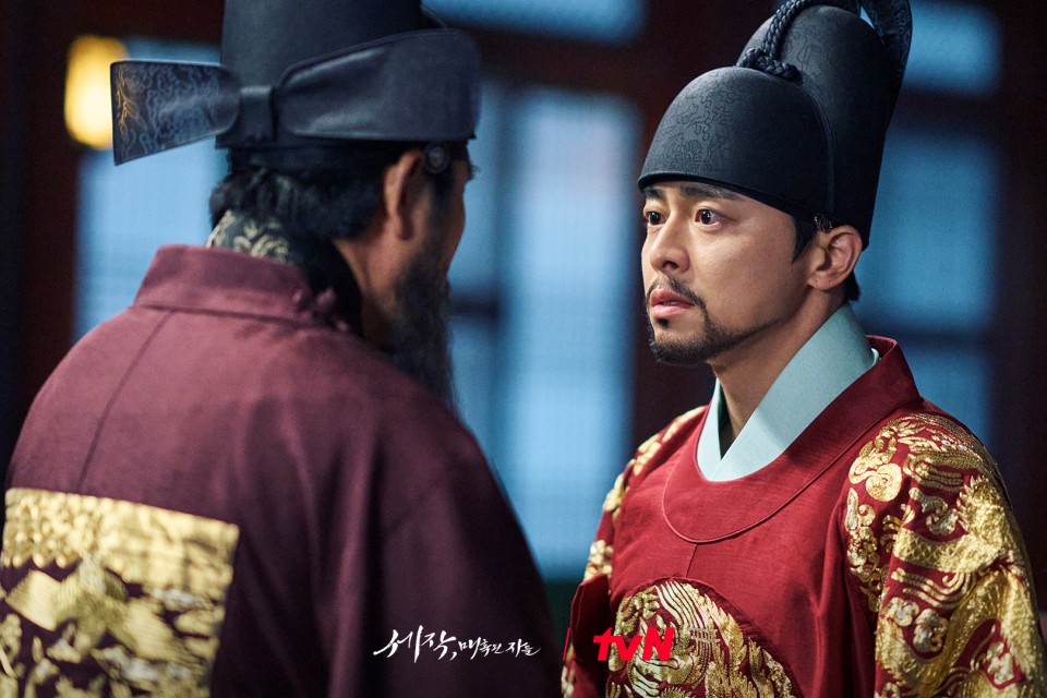 近期 Netflix 韓劇「全球積分」TOP.5！《魅惑之人》極致拉扯讓人超入戲！《低谷醫生》療癒金句頻出先熱議！