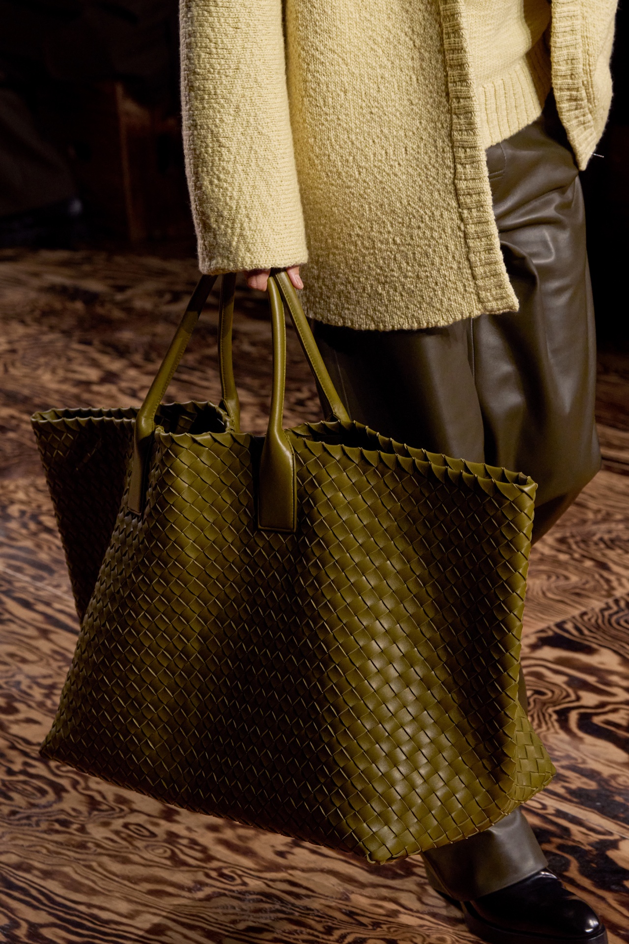 日常的紀念主義！Bottega Veneta 2024 秋冬系列釋出！