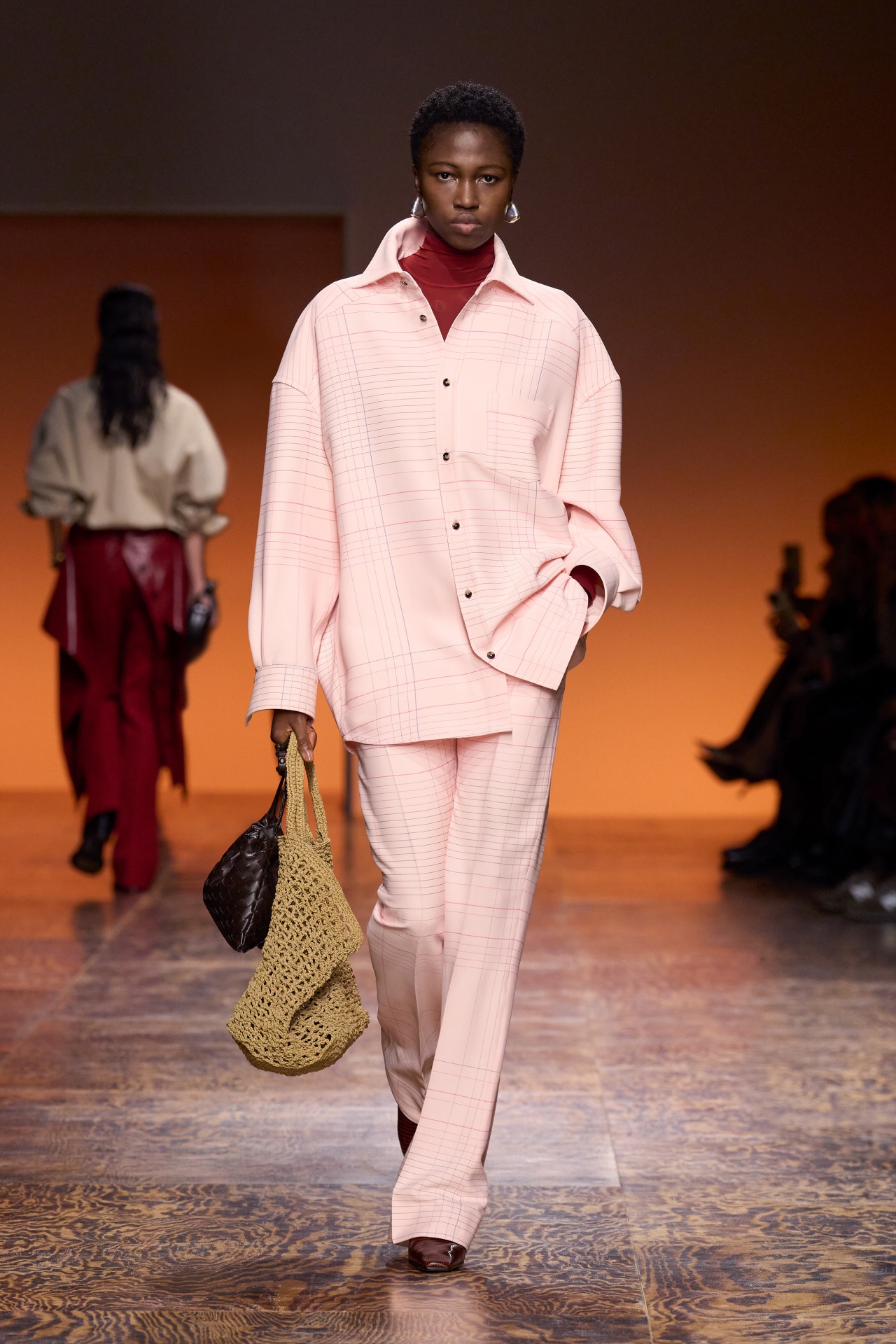 日常的紀念主義！Bottega Veneta 2024 秋冬系列釋出！