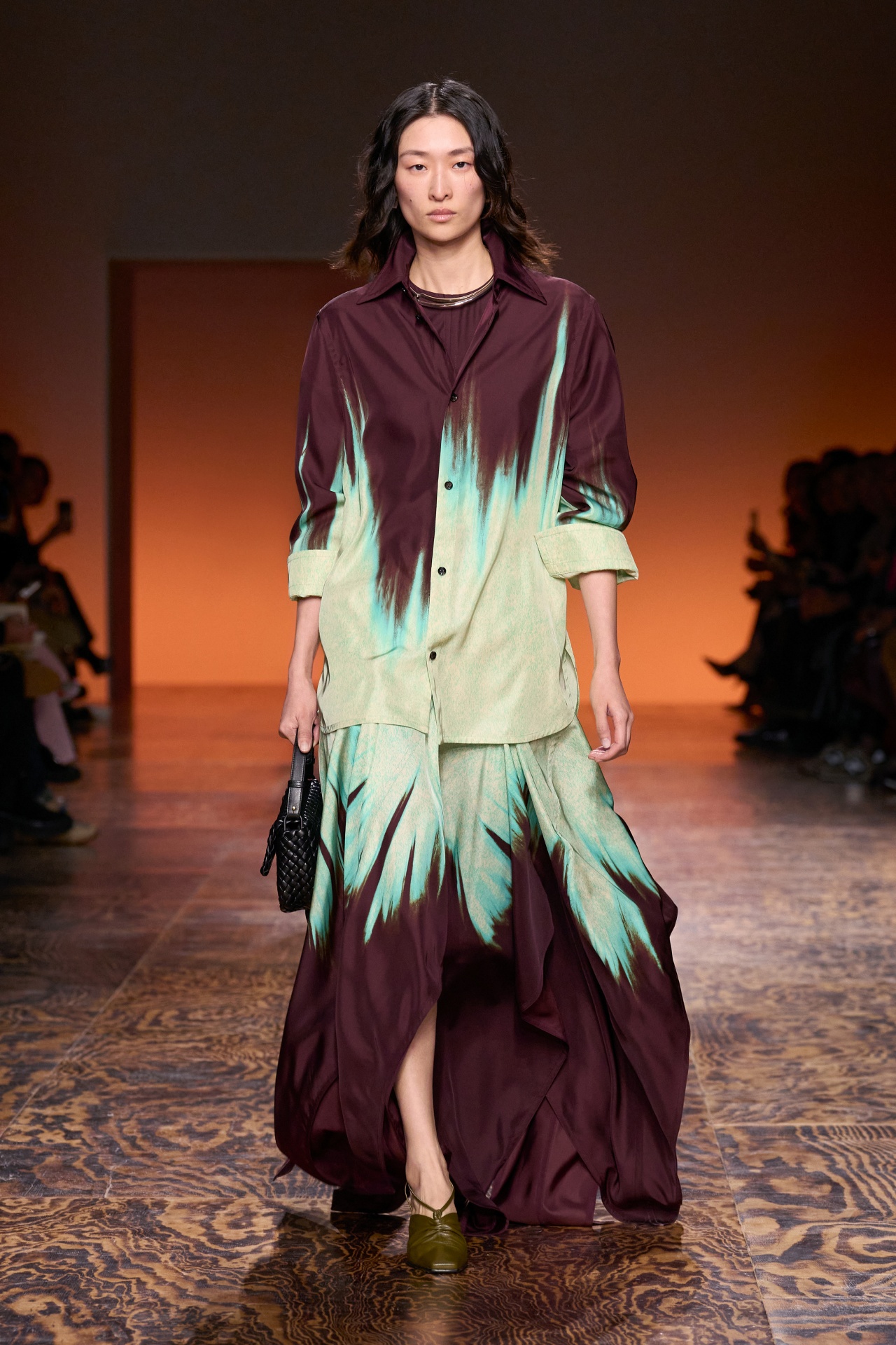 日常的紀念主義！Bottega Veneta 2024 秋冬系列釋出！