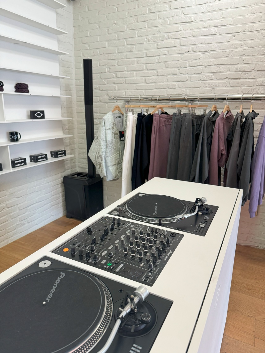 COOL 潮遊｜2024【韓國首爾江南】逛街地圖 不只有 Supreme！盤點 8 間江南區必逛潮店