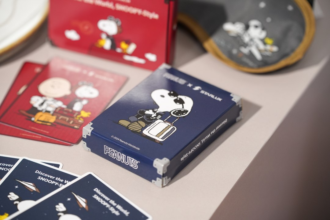 史努比機長又來了！星宇航空「SNOOPY 主題航班」全航線即將啟航！登機證、耳機袋、撲克牌等 30+ 聯名品項曝光