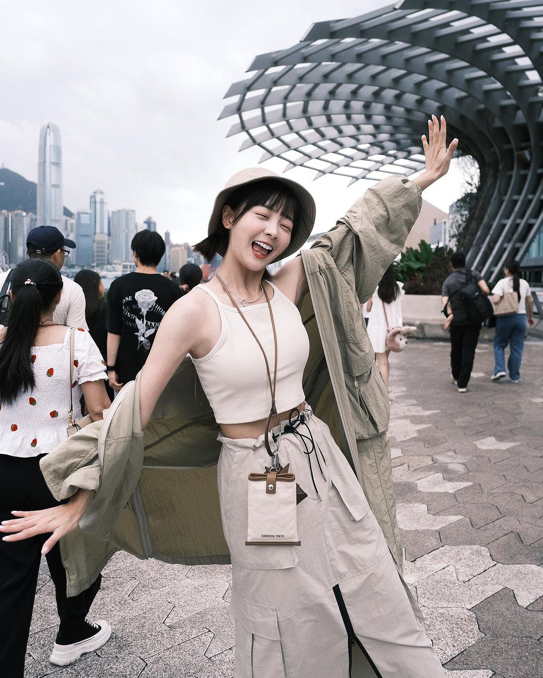 中華隊 6 : 3 擊敗西班牙！啦啦隊女神「籃籃」感動噴淚，又哭又笑宣布「WBCQ 是應援賽事最終場」！