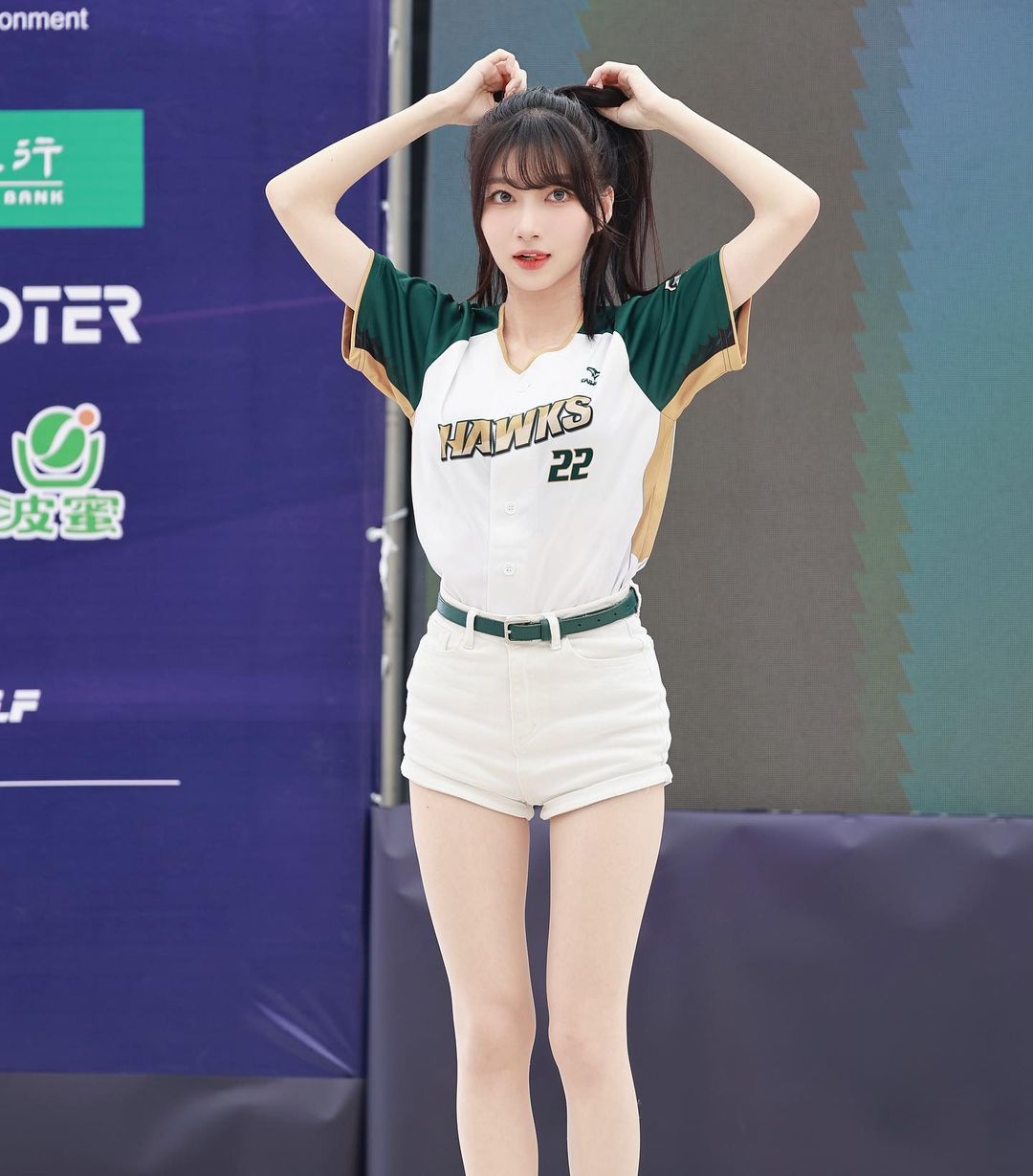 「粒寶」樂園組合夢幻合體！台鋼新女神一粒、葉寶弟合體大跳應援曲，網：終於知道本人長怎樣了 XD