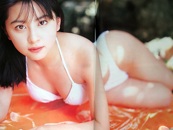 熟女魅力！ 44 歲元祖女神奧菜惠再推寫真集，雪白裸背令人驚豔！