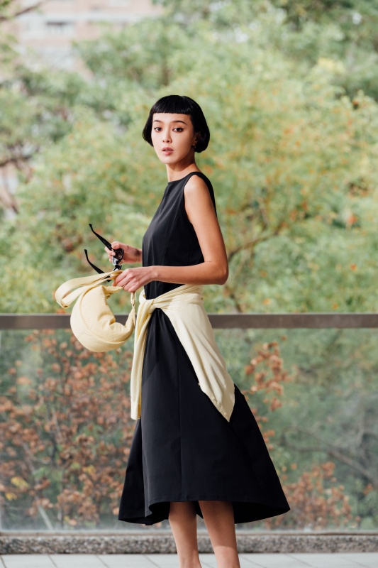 時尚女神李函領銜！ UNIQLO 推出女神節特別企劃，推薦六大必收款式與三大聯名新品！