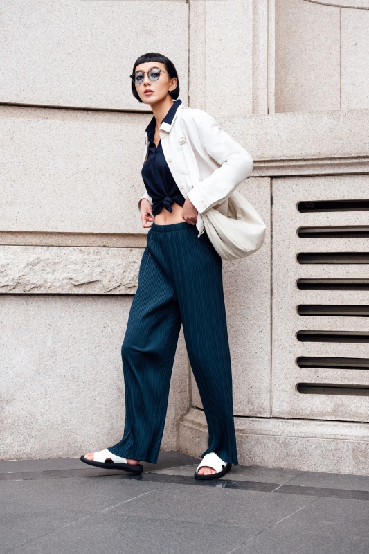 時尚女神李函領銜！ UNIQLO 推出女神節特別企劃，推薦六大必收款式與三大聯名新品！