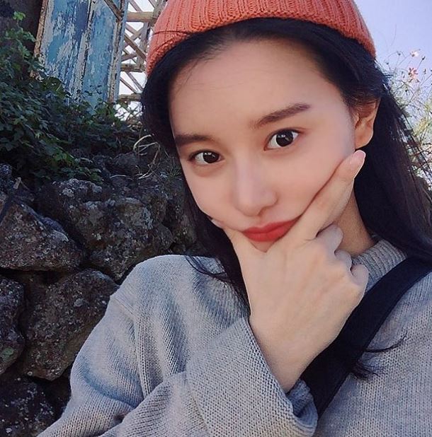 《淚之女王》金智媛無緣視后不哭！絕美素顏照曝光　卡通 T ＋居家模樣更吸粉