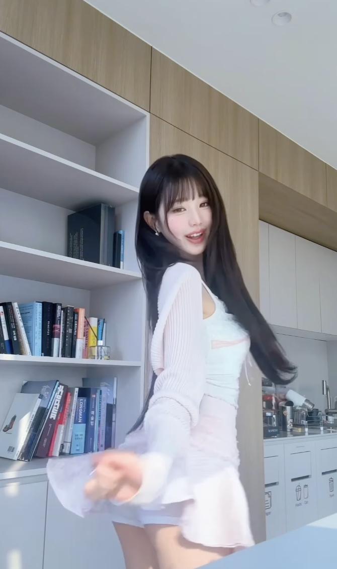 快典藏起來！張員瑛親示範「員瑛轉」Reels 超辣舞姿狂吸近 500 萬觀看，網友：太炸裂