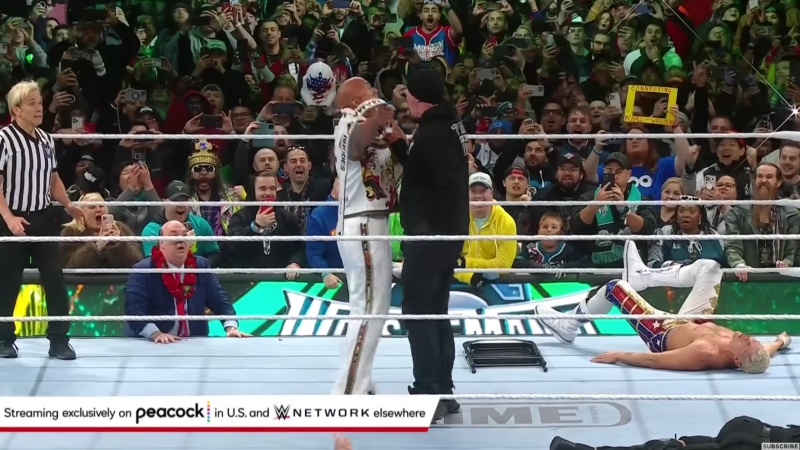 影 / 這才是終局之戰！ WWE 摔角狂熱大賽 John Cena 、 The Rock 世紀同框，連送葬者都來了！