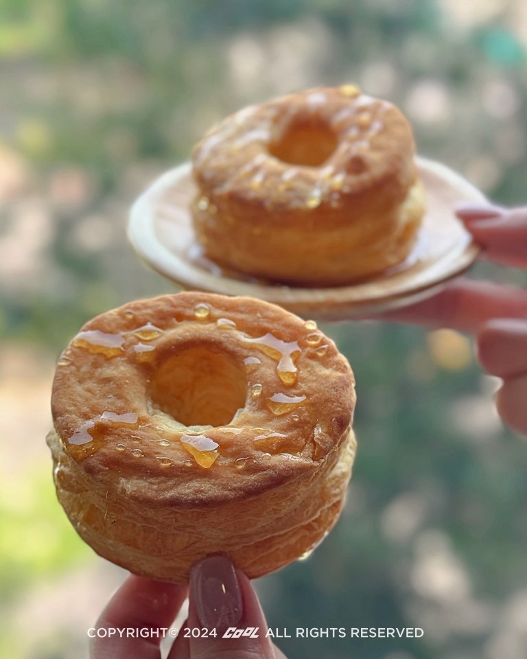 想吃不用飛日本！肯德基「金黃比司吉」回來了！加碼「大阪燒無骨脆雞＋日式炒麵」爽、香、脆好滿足