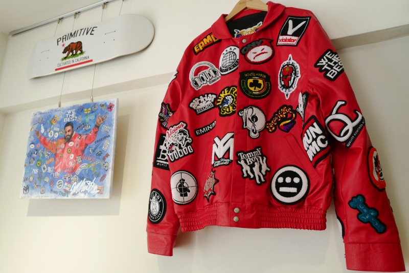 太神啦！野生傳奇藝術家 Jeff Hamilton 現身東區，限量頂級 NBA 皮衣全台只有「這裡」預購！