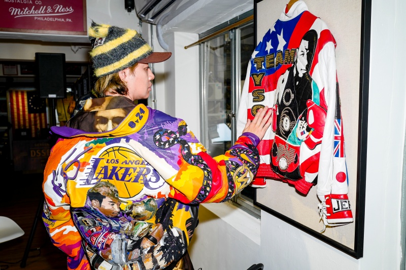 太神啦！野生傳奇藝術家 Jeff Hamilton 現身東區，限量頂級 NBA 皮衣全台只有「這裡」預購！