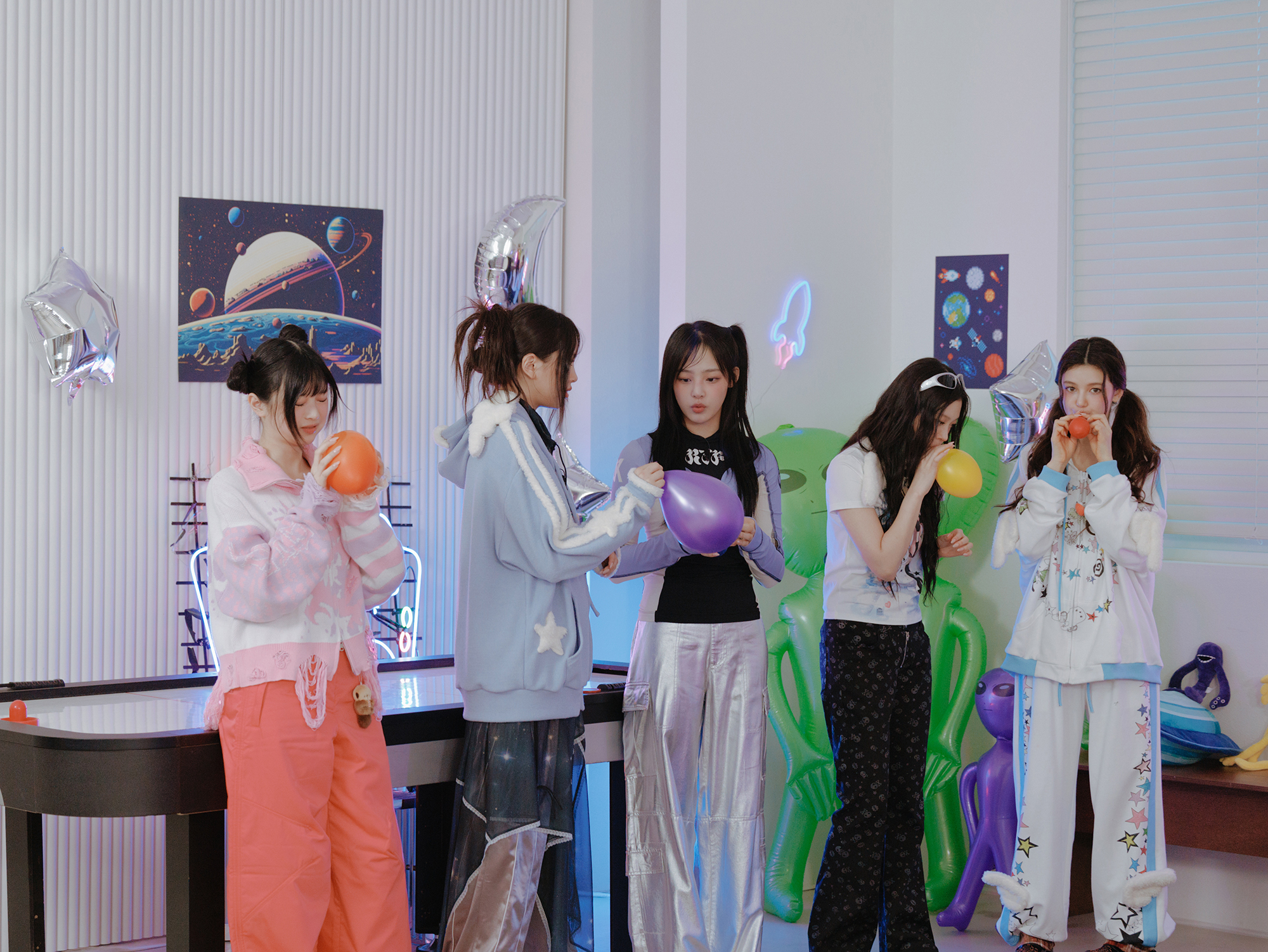 HYBE 爆茶壺風暴！傳閔熙珍想帶走 NewJeans 自立門戶，公司氣炸要她馬上卸任