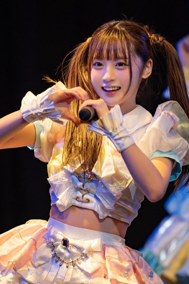 橋本環奈接班人？日本地下女團偶像網路爆紅 1,300 萬次瀏覽！網友封「千年再遇美少女」