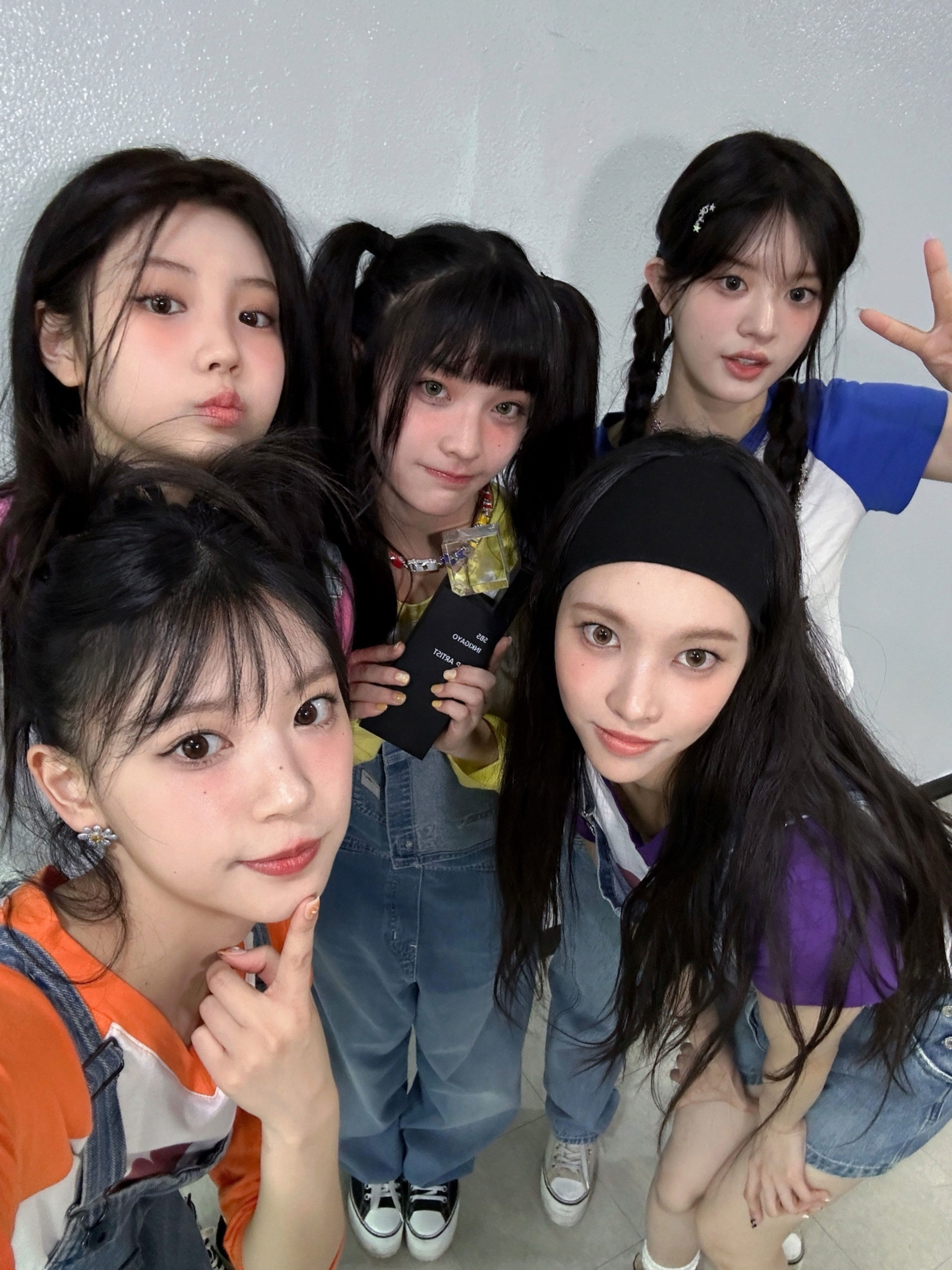 ILLIT 粉絲名接連撞名 NMIXX、LISA 惹網怒！官方緊急宣布：三度改名