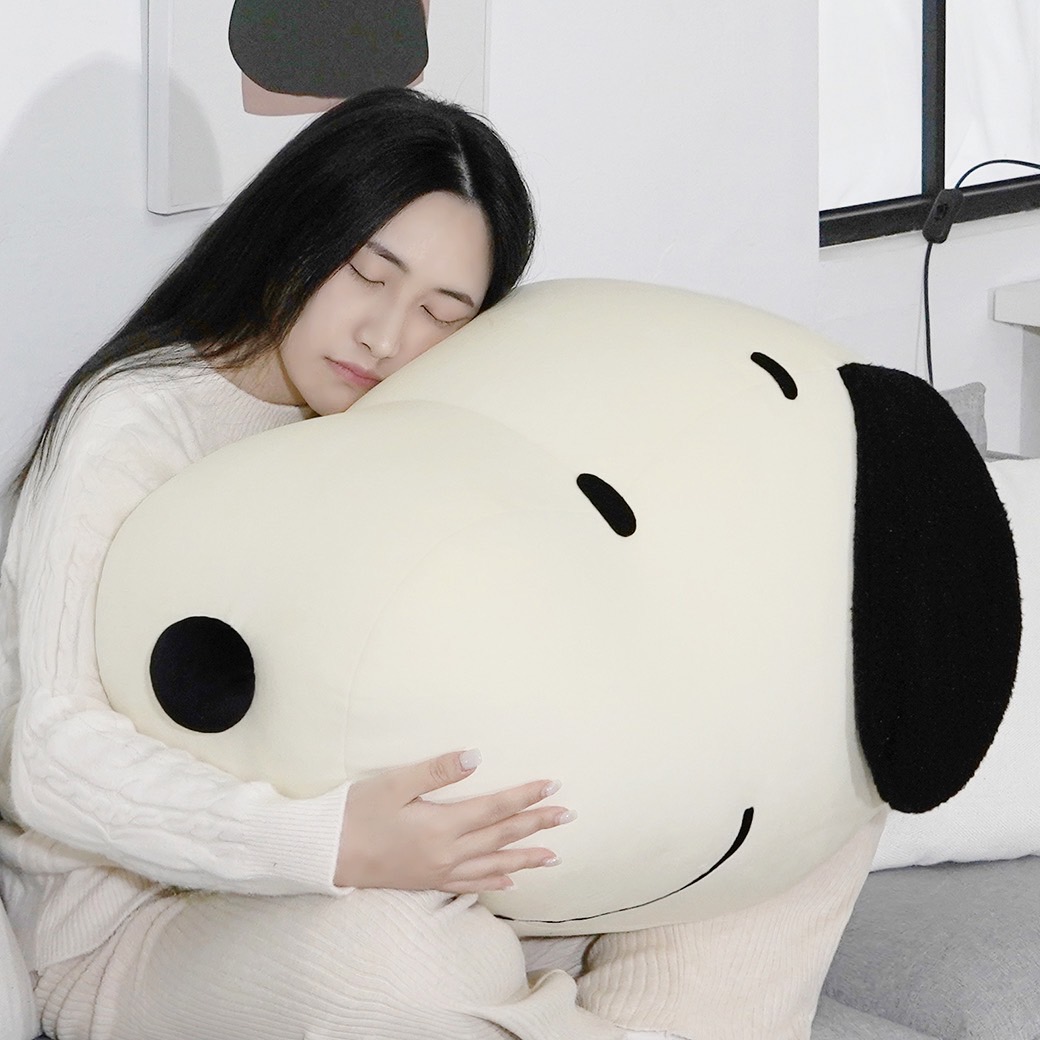 抱緊處理！超大號「史努比大頭造型玩偶」這天開啟預購！當抱枕、床伴、懶骨頭超療癒