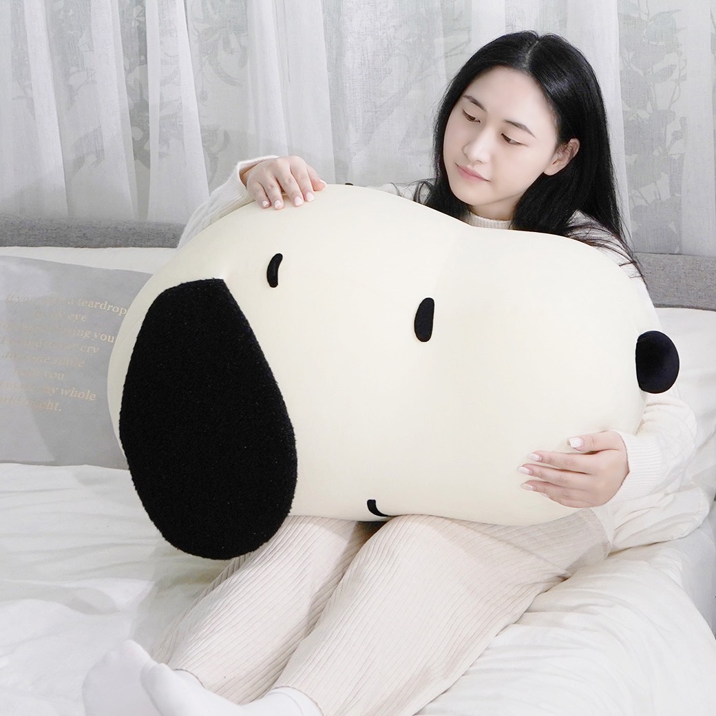 抱緊處理！超大號「史努比大頭造型玩偶」這天開啟預購！當抱枕、床伴、懶骨頭超療癒