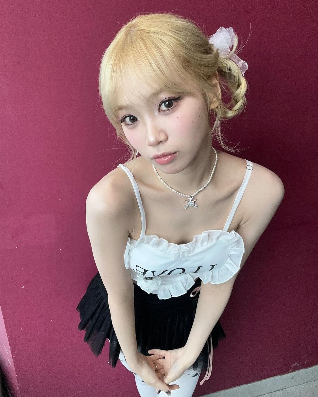 韓網票選「哪位偶像陷入戀愛緋聞受到的影響最大？」第一名是她！網崩潰：千萬不要！