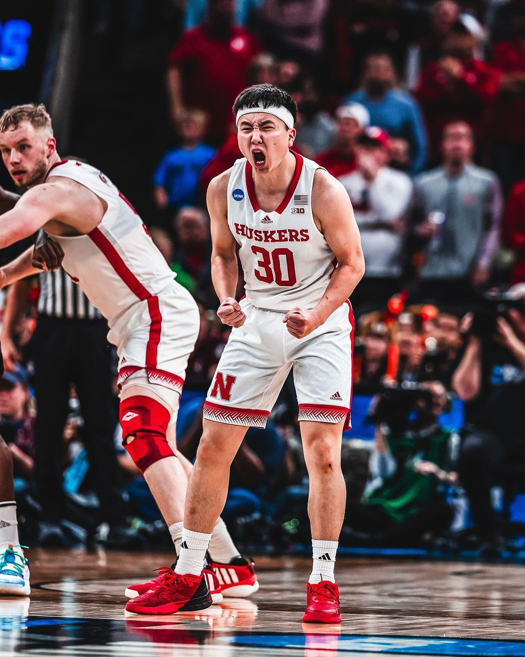 準備射翻亞洲？「日本 Curry」富永啓生奪下 NCAA 三分球大賽冠軍，最後搞怪投球超輕鬆寫意！
