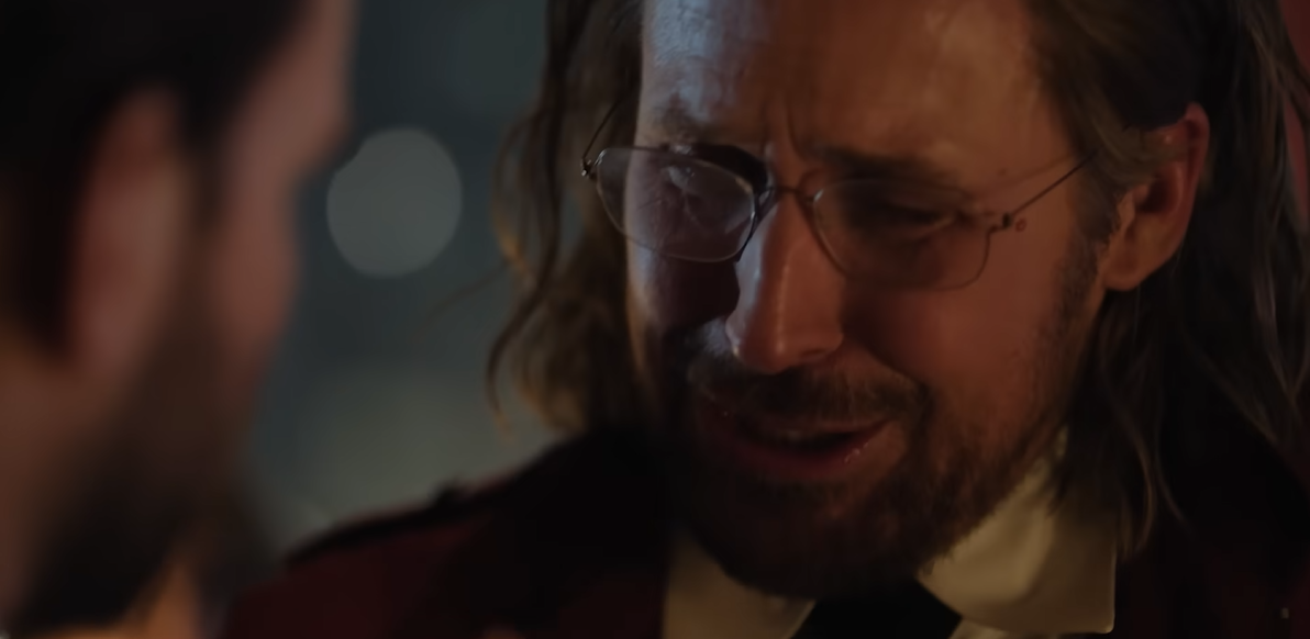 一本正經講 X 話的極限！萊恩葛斯林回歸演出搞笑短劇《莎草體》續集！崩潰大喊：《阿凡達2》還是在用莎草體啊啊啊！