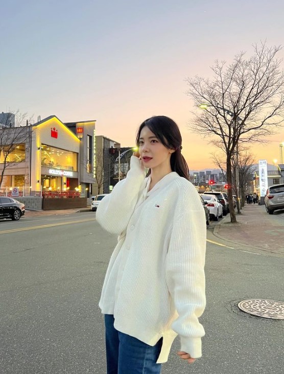 李多慧被爆料廣告堅持站 C 位！本尊 IG 小號疑吐委屈心聲「好好生活，讓花朵綻放」