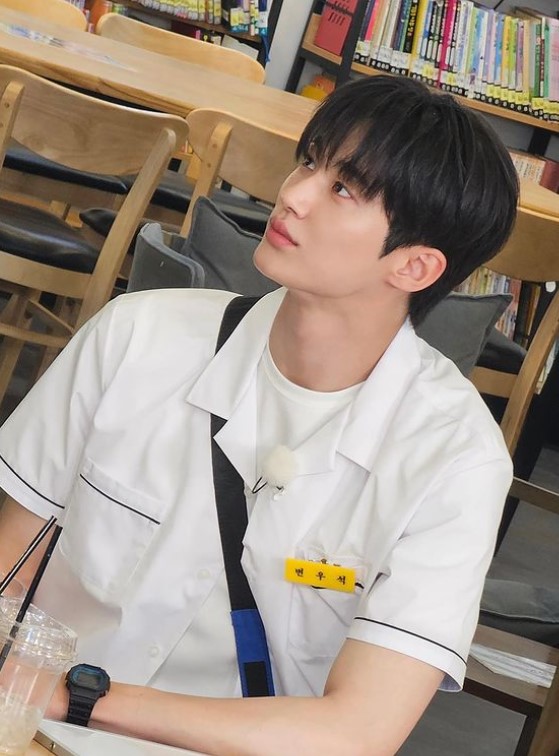 《背著善宰跑》邊佑錫人氣紅炸！首爾見面會破 70 萬人湧入瘋搶　連追星族都看傻眼