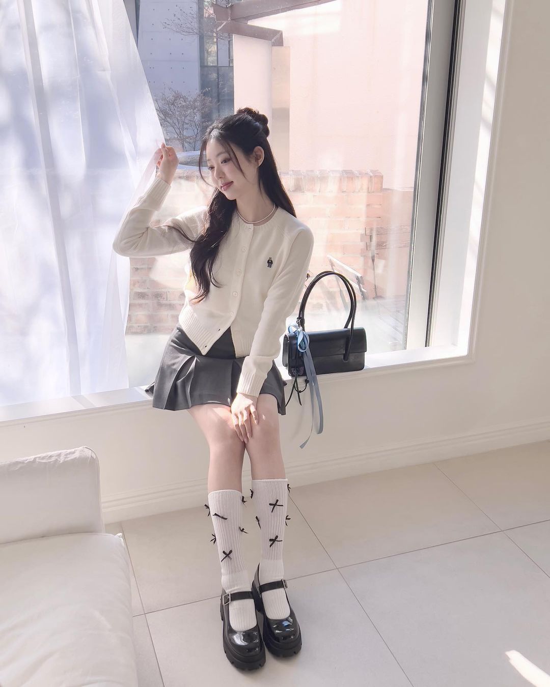 《單身即地獄3》「小 Jennie」現蹤台北街頭！劉恃蘟嗨喊「Hello Taiwan」粉絲驚喜求巧遇！