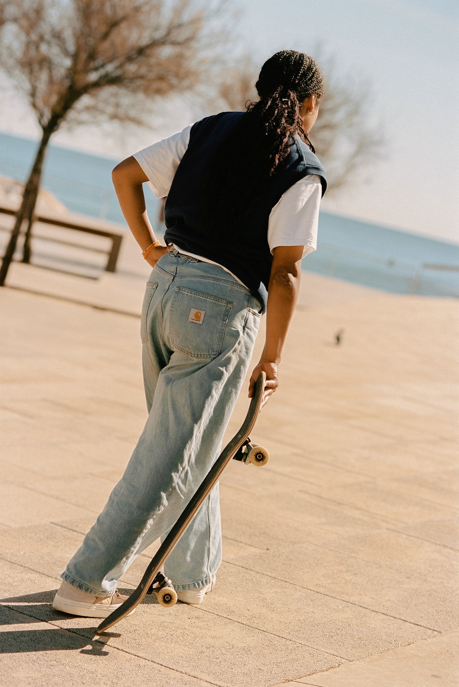 令人驚豔的質感！Carhartt WIP x CONVERSE CONS 最新聯名系列鞋款即將登場