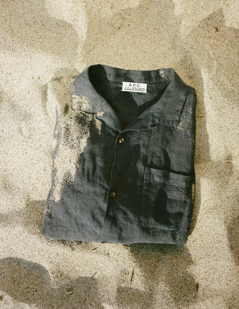 又要搶瘋了嗎？A.P.C. 聯手 JJJJound 推出合作系列！你要的發售資訊都在這！