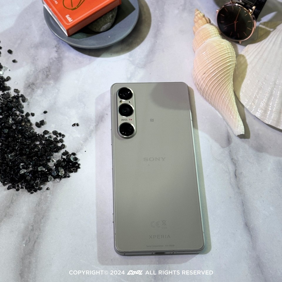 Sony 年度旗艦手機「Xperia 1 VI」5 大亮點整理：19.5:9螢幕手感讚、4 公分長焦微距新視界、緋紅限定色美滋滋