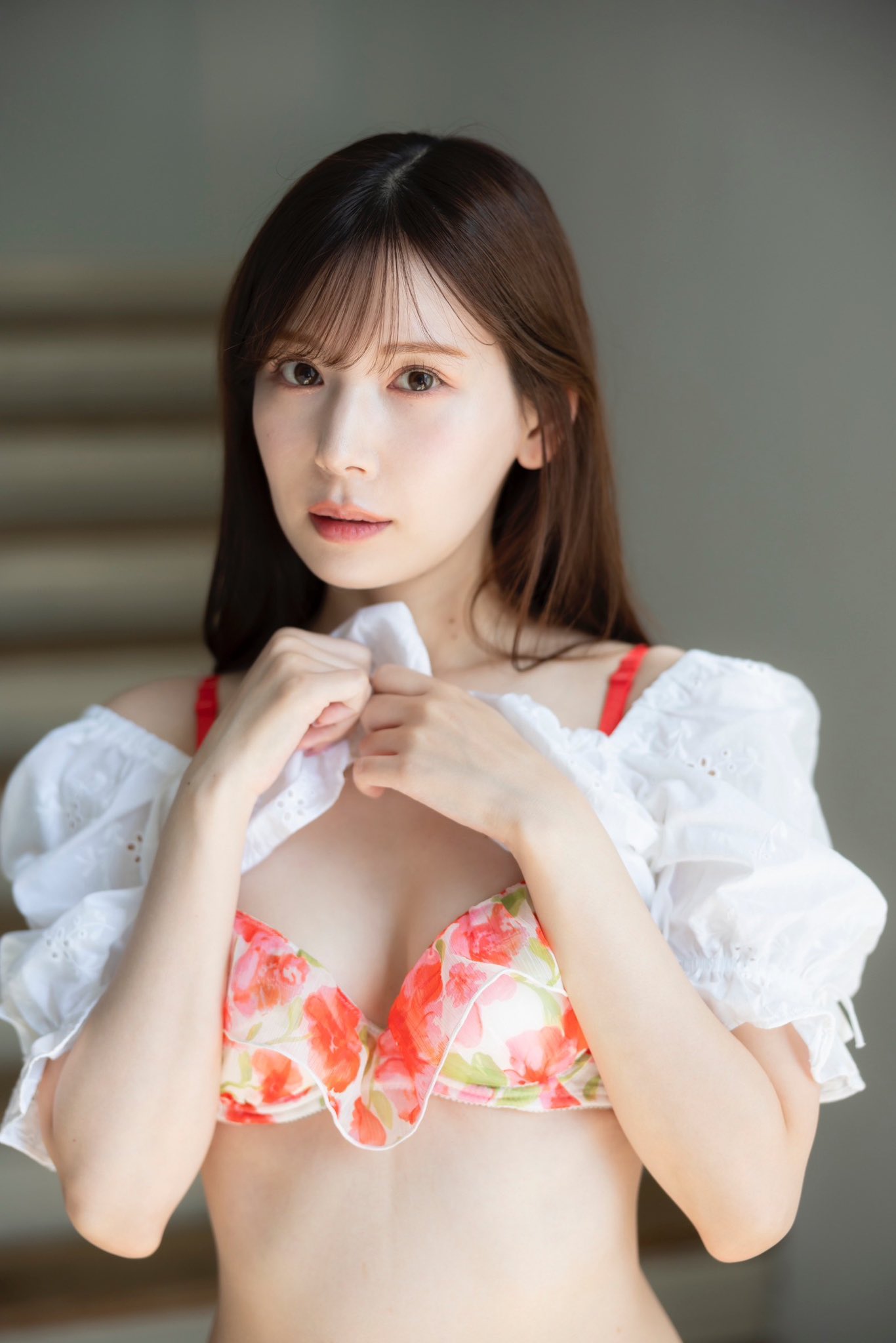 國民女友成最美人妻！頂流女優明里紬再度參戰 TRE！