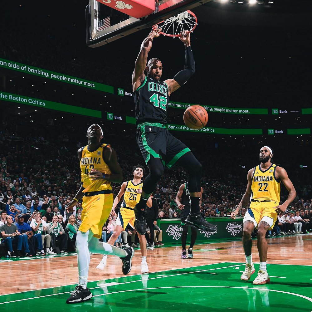 《頭文字 D》版杰倫？Jaylen Brown 狂轟 40 分擊退溜馬，Tatum 賽後談原因：「比賽在杰倫眼中越來越慢！」