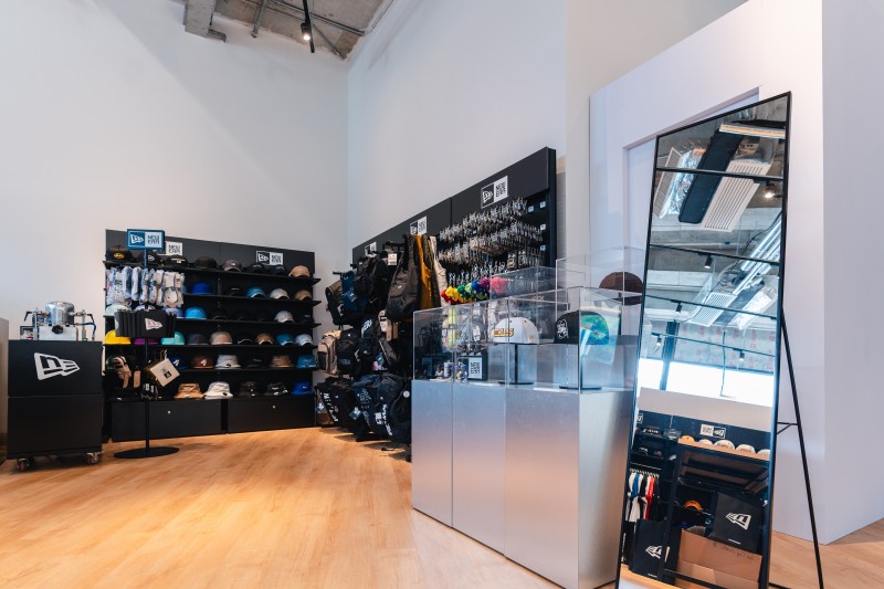 COOL 直擊｜前進香港 New Era「59FIFTY® DAY」活動現場！打造超巨 59FIFTY® 帽款展覽館！不只展示 70  頂珍稀聯名帽、還販售限量公仔！