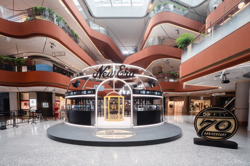 COOL 直擊｜前進香港 New Era「59FIFTY® DAY」活動現場！打造超巨 59FIFTY® 帽款展覽館！不只展示 70  頂珍稀聯名帽、還販售限量公仔！