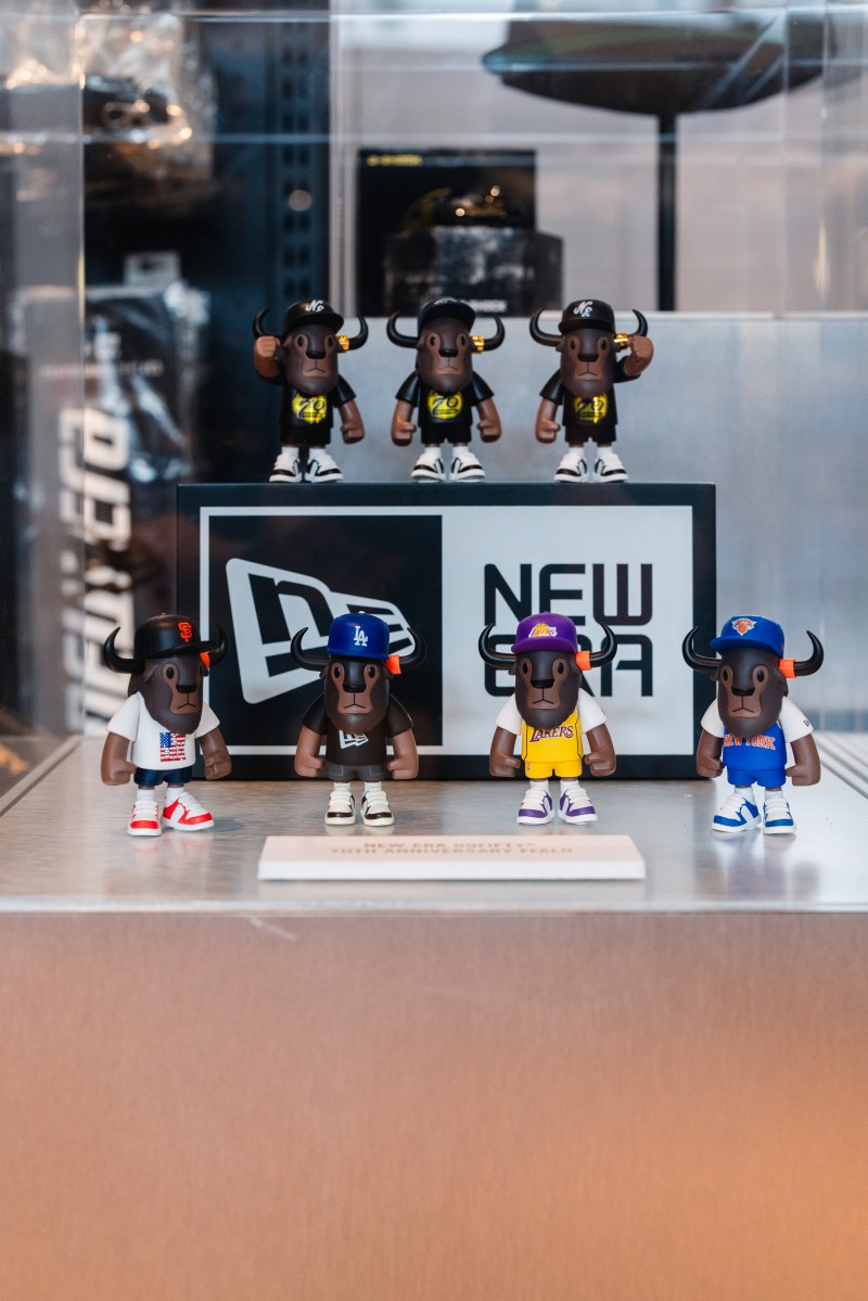 COOL 直擊｜前進香港 New Era「59FIFTY® DAY」活動現場！打造超巨 59FIFTY® 帽款展覽館！不只展示 70  頂珍稀聯名帽、還販售限量公仔！