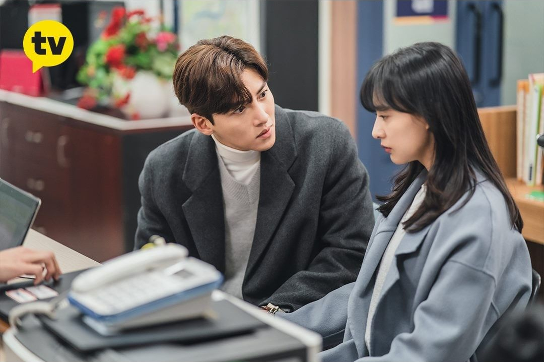 網評「最好看」輕鬆愛情韓劇！《閃亮的西瓜》青春熱血故事獲好評！