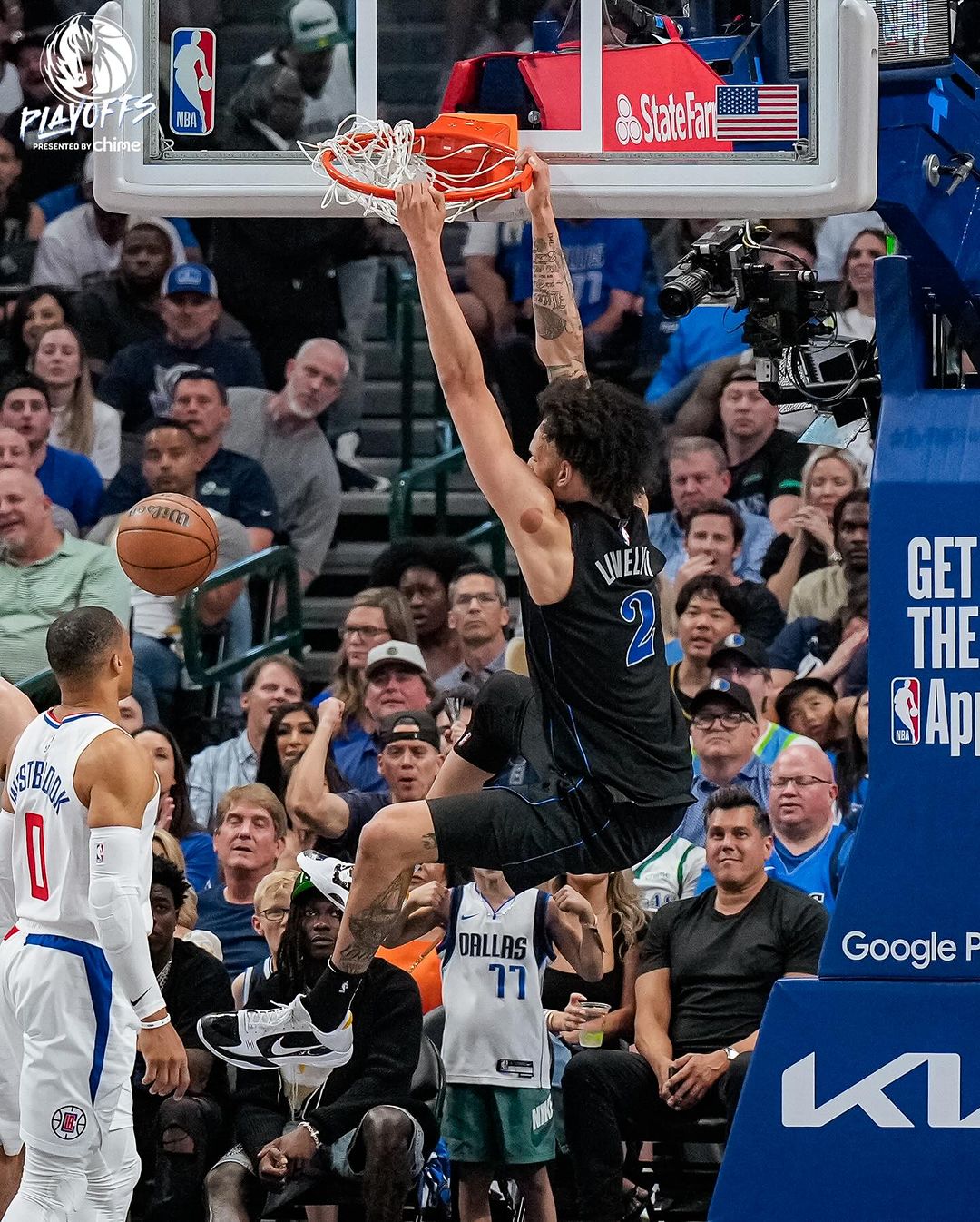 關門戰化身「歐神仙」！Kyrie Irving 超神運球橫移四分打擊沉快艇，連詹皇都發推特讚嘆！