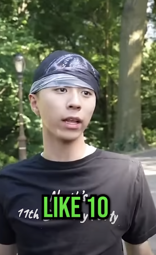 RAY 到底有多狂！不只金卡戴珊主動合照！肯爺女兒 North West 更化身「街頭邱比特」幫找女友！