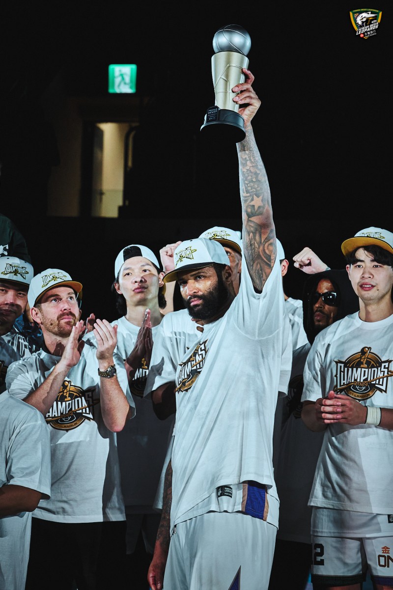 夢回 2020 湖人陣容！繼 Dwight Howard 後 DeMarcus Cousins、Quinn Cook 接連加盟 TAT 臺灣野馬！