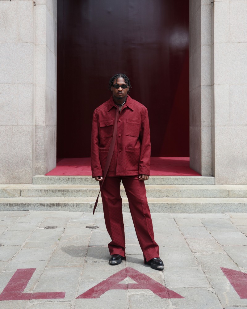 日本男神福士蒼汰、超紅泰星 Billkin ⋯都來了！Gucci 2025 春夏男裝大秀登場！