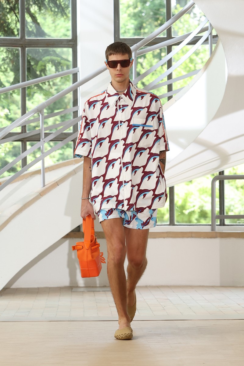 日本男神福士蒼汰、超紅泰星 Billkin ⋯都來了！Gucci 2025 春夏男裝大秀登場！