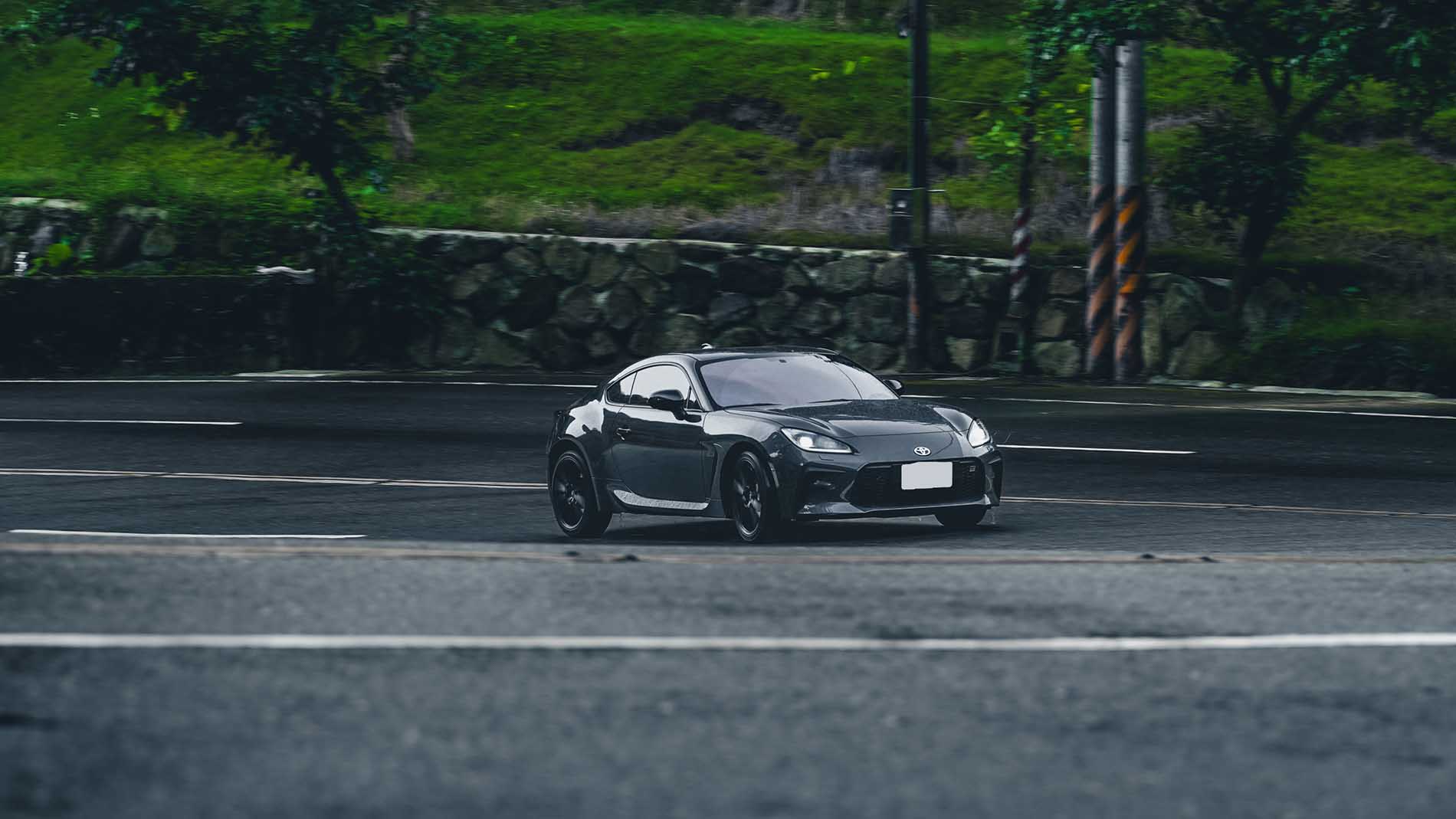 Toyota GR86 6AT Brembo-7