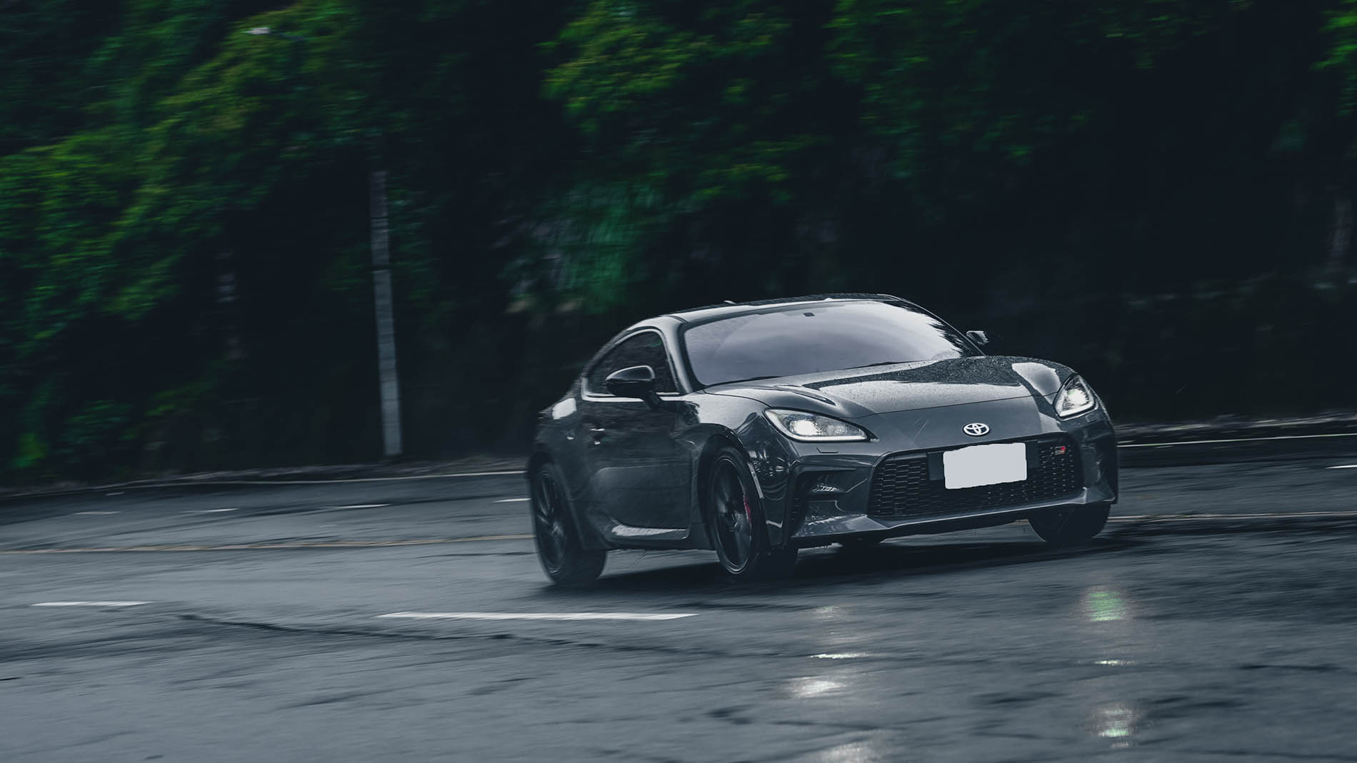 Toyota GR86 6AT Brembo-6