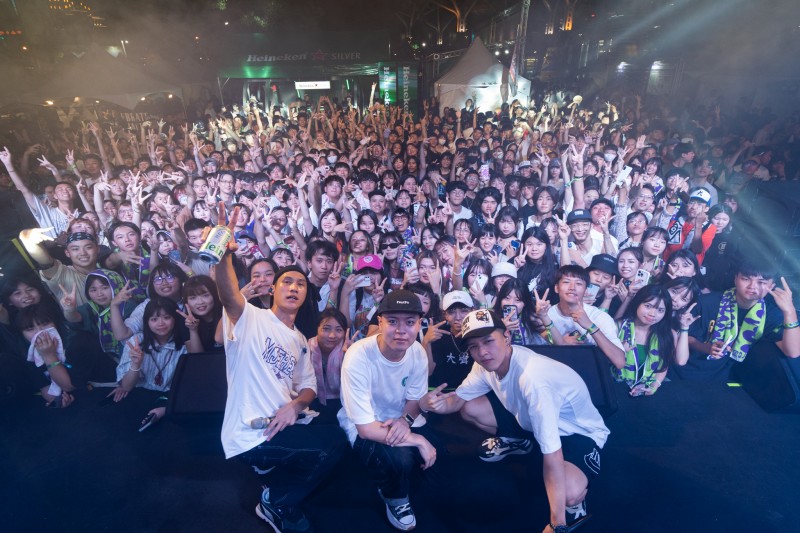 去嗎？全台第二好玩的派對「慶記 KTV」本週日台中登場！五木、Joyce 就以斯等超狂陣容等著你！