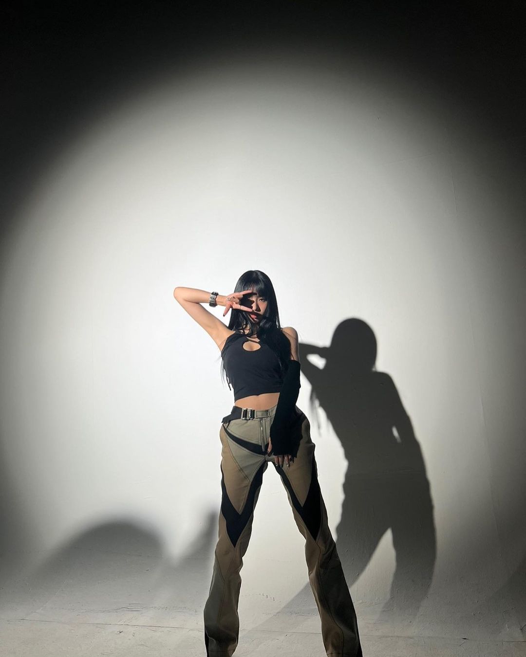 不是 Karina 也不是張員瑛！韓網公認「身材最好的四代女偶像」是她！連工作人員也大讚！