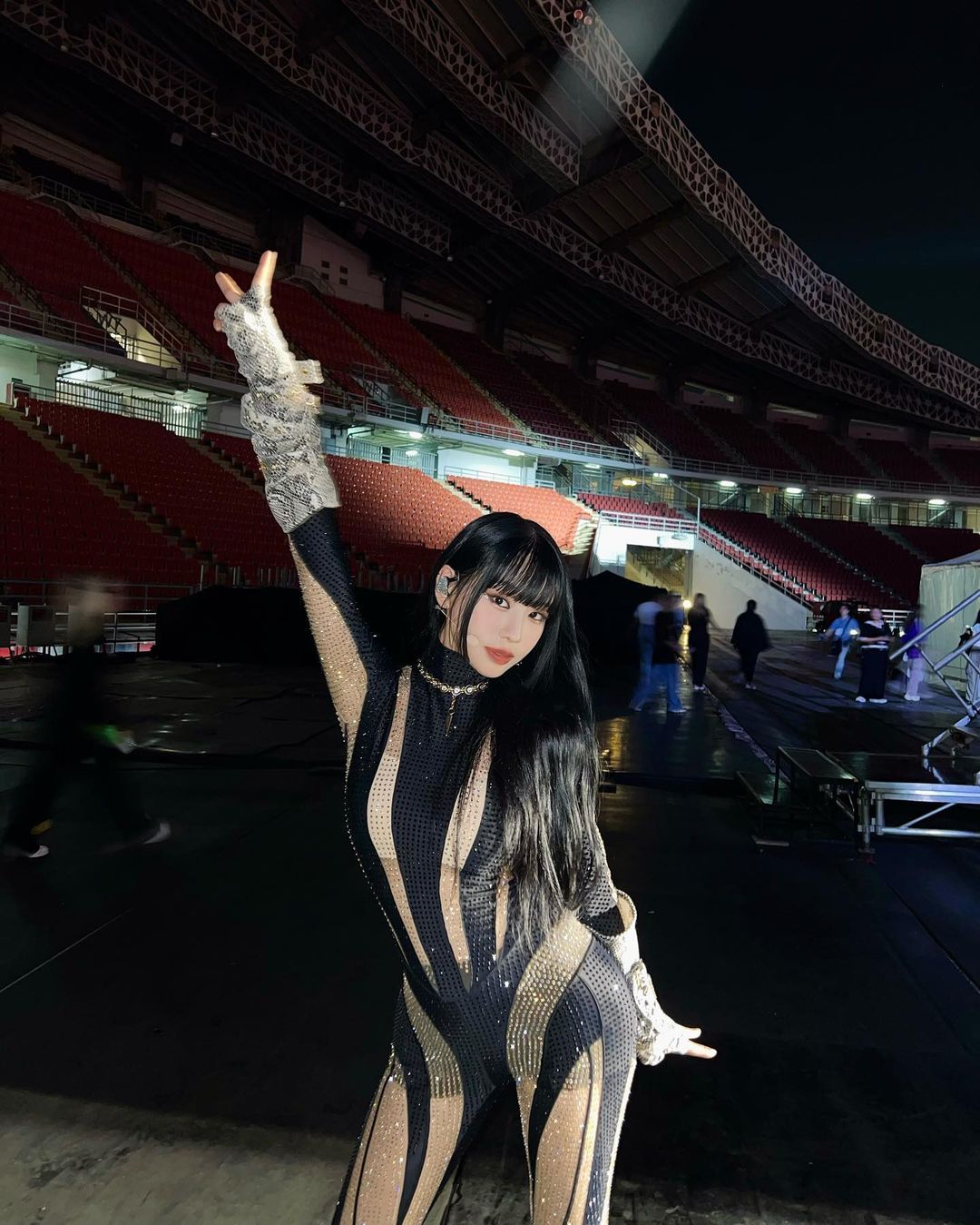 不是 Karina 也不是張員瑛！韓網公認「身材最好的四代女偶像」是她！連工作人員也大讚！