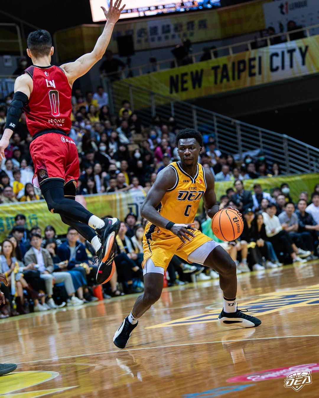 據傳獲亞洲頂薪合約！阿巴西確定加盟 B.League 秋田北部喜悅