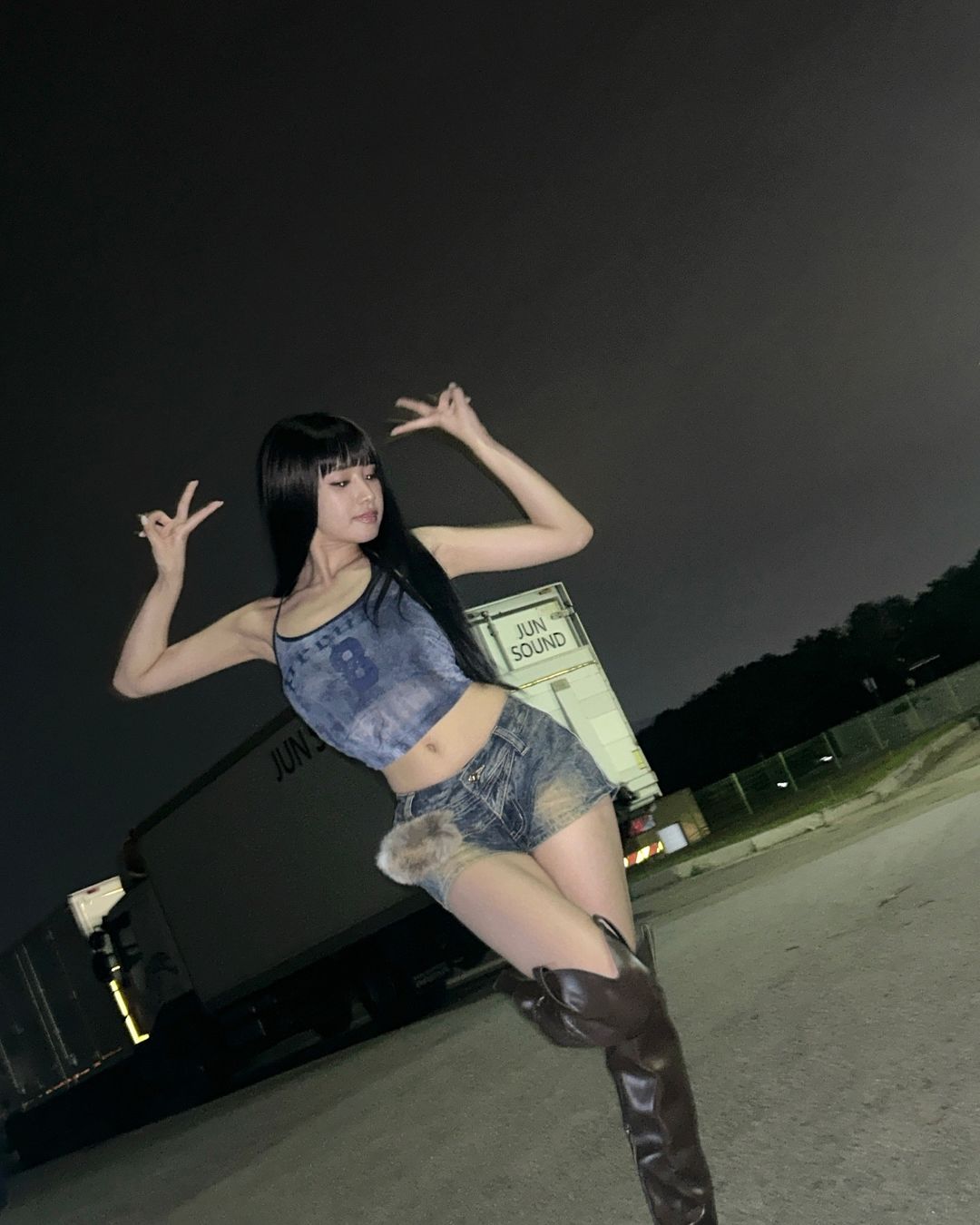 不是 Karina 也不是張員瑛！韓網公認「身材最好的四代女偶像」是她！連工作人員也大讚！